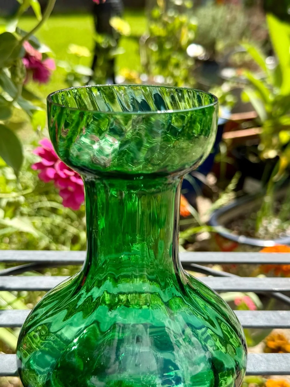 Vintage Mid-Century Royal Leerdam Emerald Green Glass Garlic Hyacinth Bulb Vase